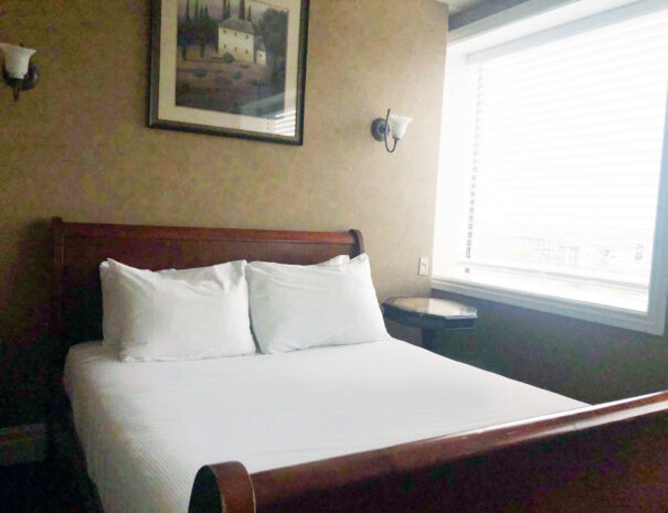 3 bedroom hotel suite collingwood blue mountain georgian bay hotel 4