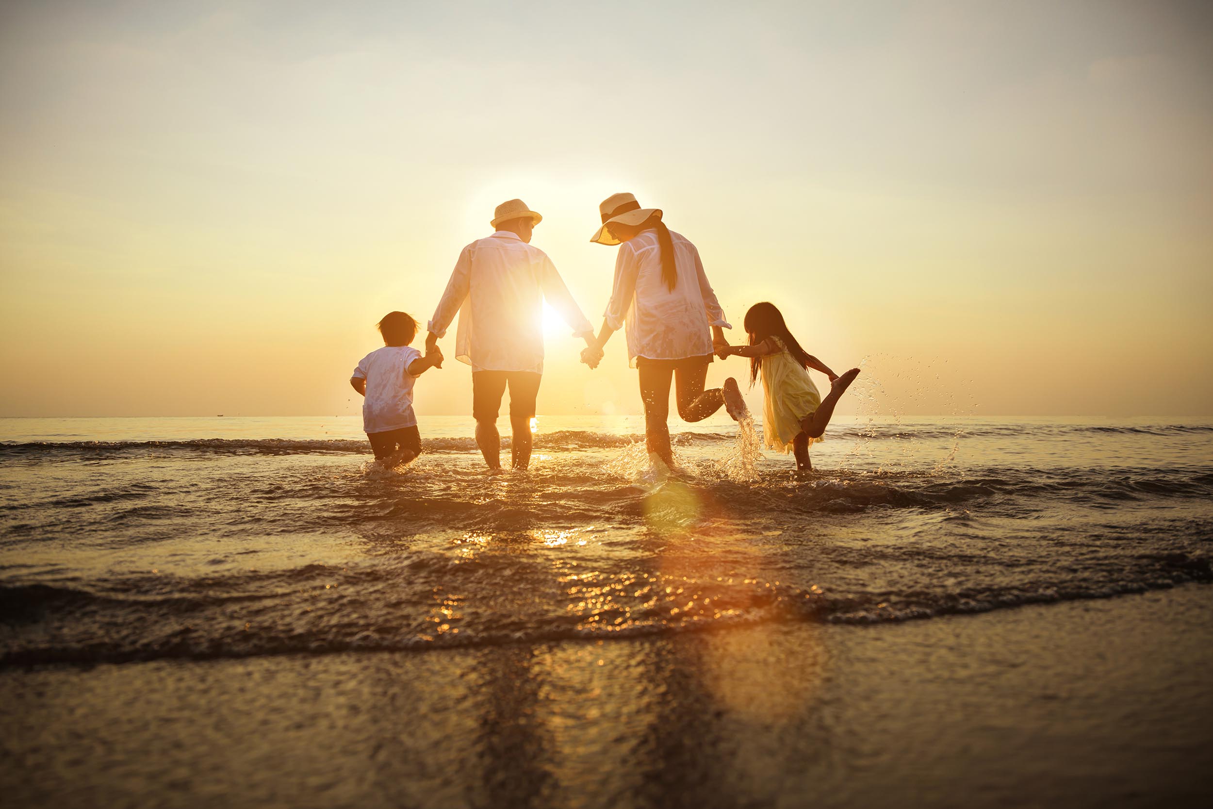 Guests enjoying a stay near Blue Mountain and Collingwood beaches at Georgian Bay Hotel, a base for Northwinds Beach and Sunset Point Park